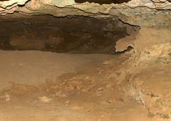 Une autre vue de l'int&eacute;rieur de la Grotte de La Marche 