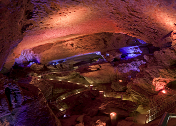 Jeux de lumières à la grotte du Mas d'Azil