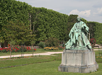 Statue de Buffon
