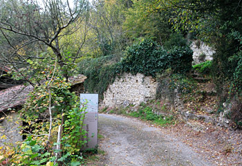 Visistes des grottes et abri-sous-roche de Lussac-les-Ch&acirc;teaux