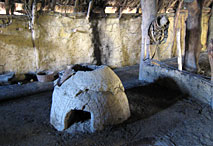Four &agrave; l'int&eacute;rieur d'un maison du n&eacute;olithique