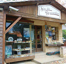 Entr&eacute;e sur le site de Regourdou