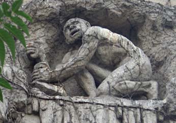 Neandertal de la Chapelle aux saints sur la facade de l'IPH