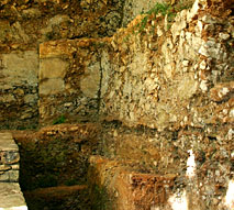 La Ferrassie - vue des terrasses de fouilles
