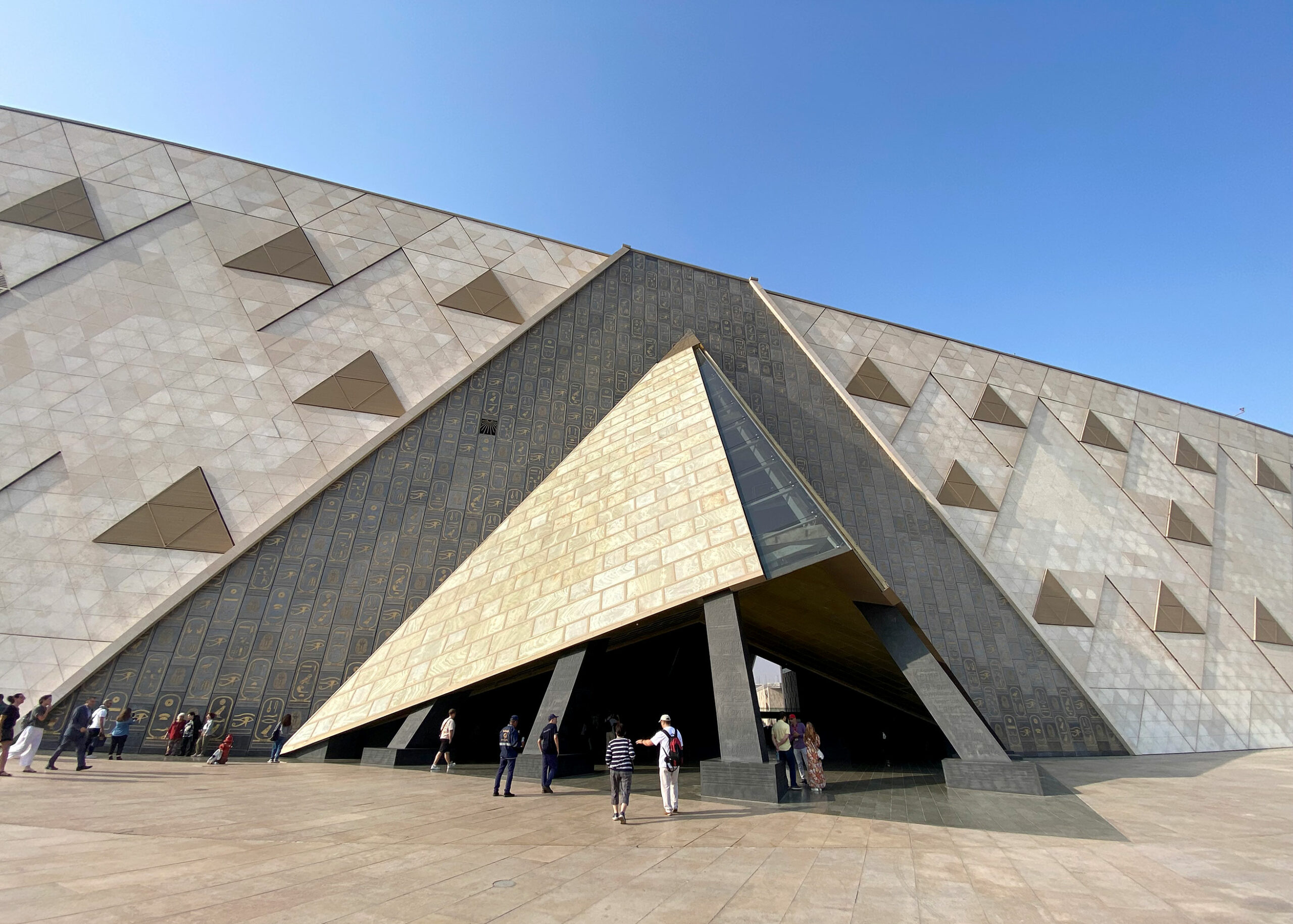 Le Grand Musée Egyptien – GEM